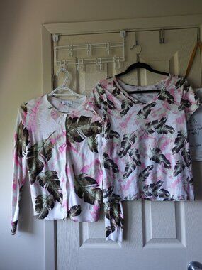 COTTON Lord & Taylor White Knit Two Piece Top with Pink and Olive Leaf Print